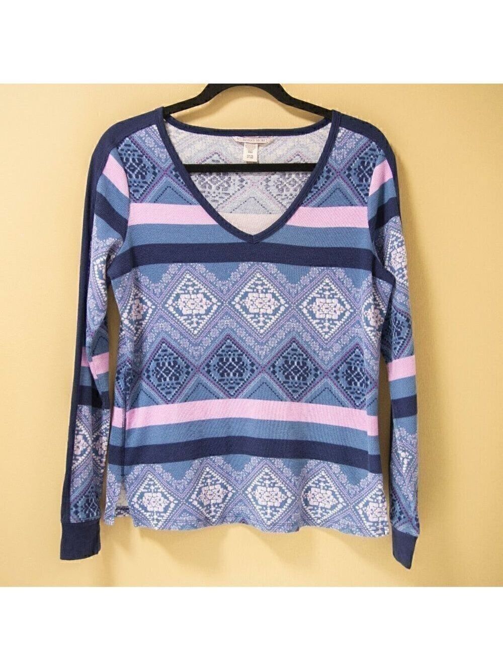 3 for $10 Victoria's Secret Thermal Lounge Top